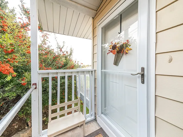 Storm Door Installation & Repair